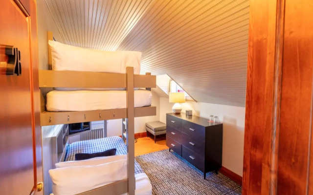 The Outlook Lodge
