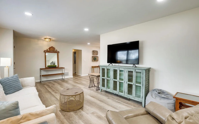 10 Mi to Uab: Inviting Home w/ Free Parking & Wifi