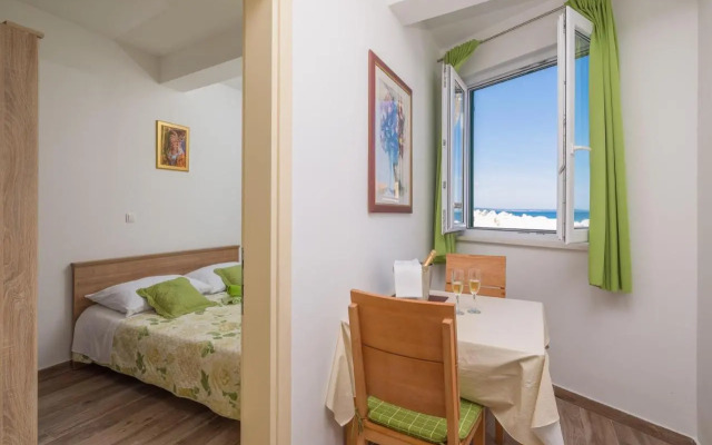 The Beach Suites