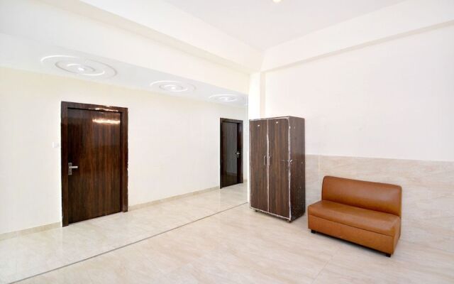 Oyo 29645 The Meridien