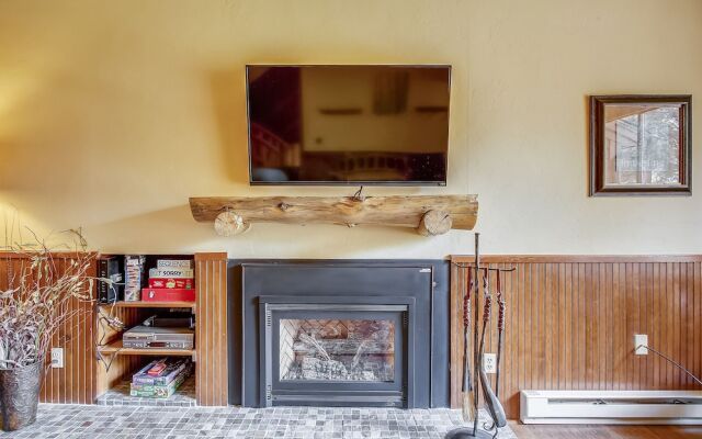 Cedars 53 3 Bedroom Condo by RedAwning