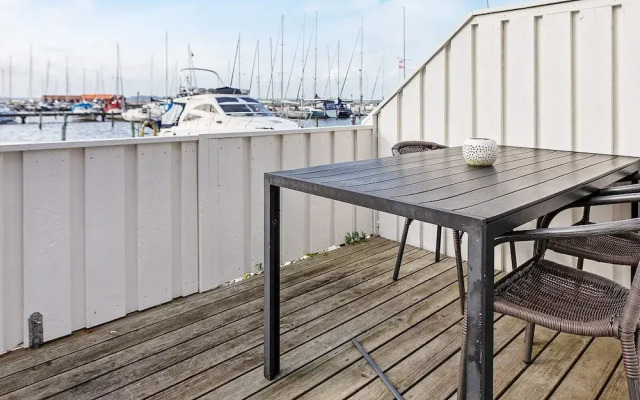 6 Person Holiday Home in Lokken-by Traum