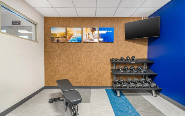 Comfort Inn & Suites Madison East Interstate I-90