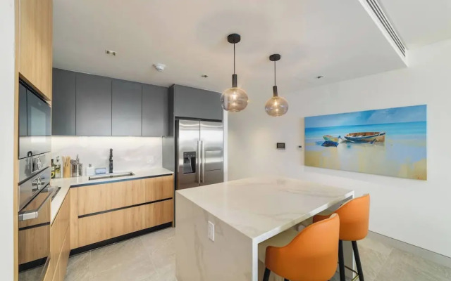 Zenbreak Allure #502, Beachfront Penthouse