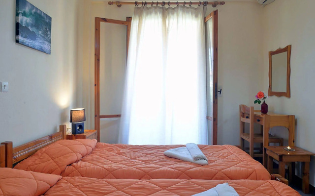 Feeloxenia Corfu Apartments