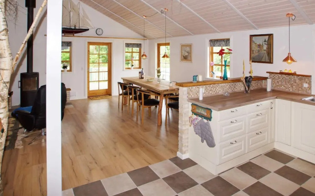 8 Person Holiday Home in Hemmet-by Traum