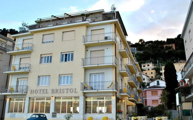 Hotel Bristol