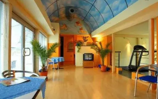 Atrium Hotel-Restaurant