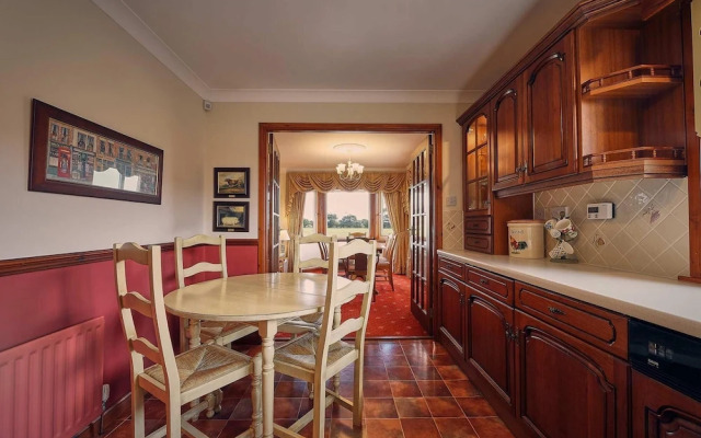 Host Stay Cheviot View