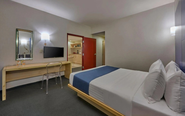 City Express Plus by Marriott Ciudad de México Reforma El Ángel