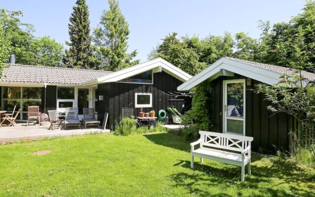 8 Person Holiday Home in Tisvildeleje