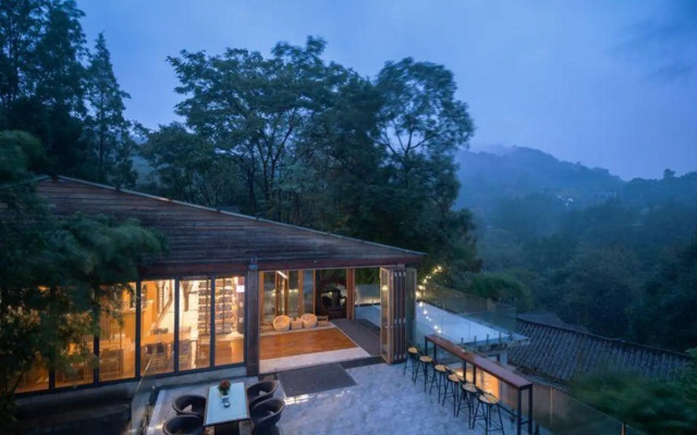 Qingcheng Mountain - Luxury Wuliuzhuang
