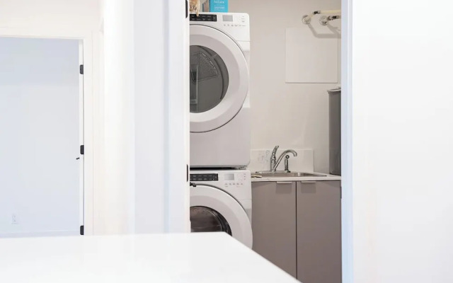 Drop In Condo by Revelstoke Vacations