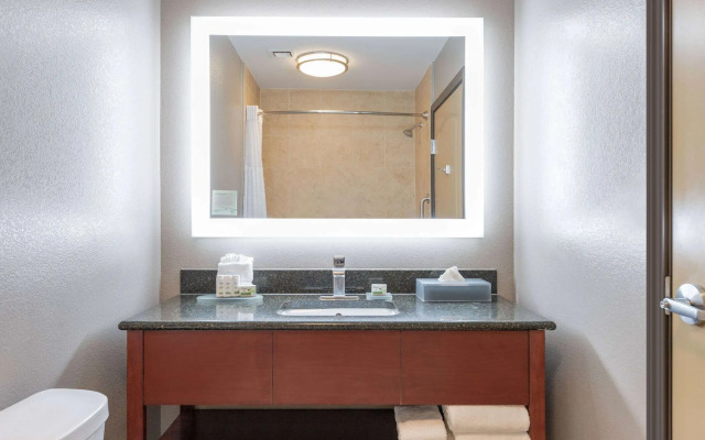 La Quinta Inn & Suites by Wyndham Woodway - Waco South