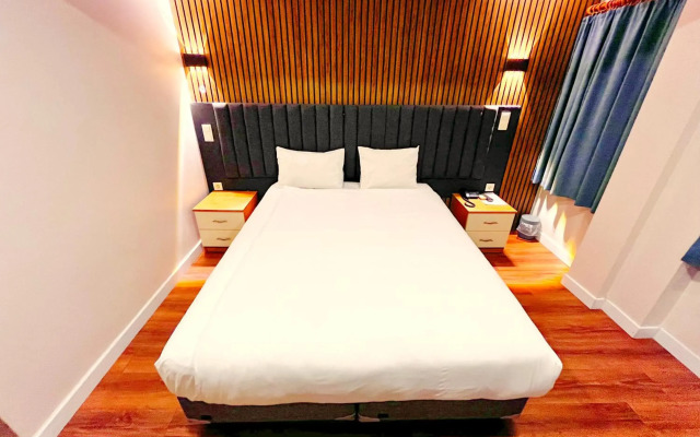 Naila Hotel