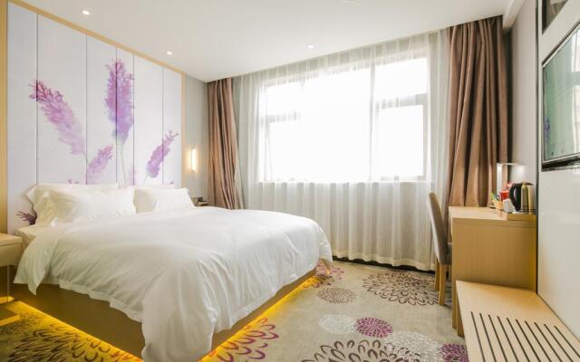 Lavande Hotel Wuhan Wusheng Road