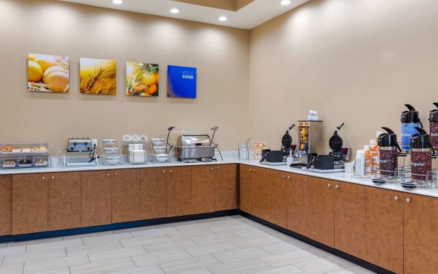 Comfort Suites Greensboro - High Point