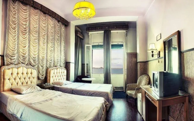 Philip House Hotel