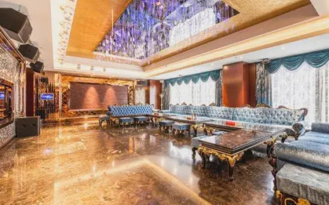 Huaqi Earl Hotel