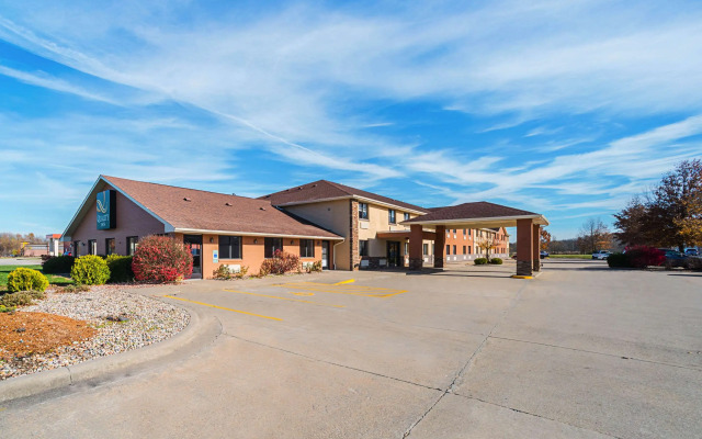 Quality Inn Carbondale University area