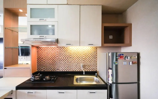 Homey And Tidy 2Br At Puri Mas Apartment