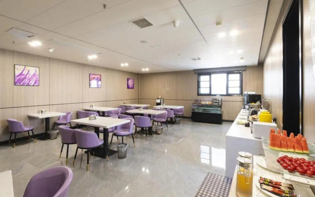 Lavande Hotel (Wuhan Wuchang Railway Station Square)