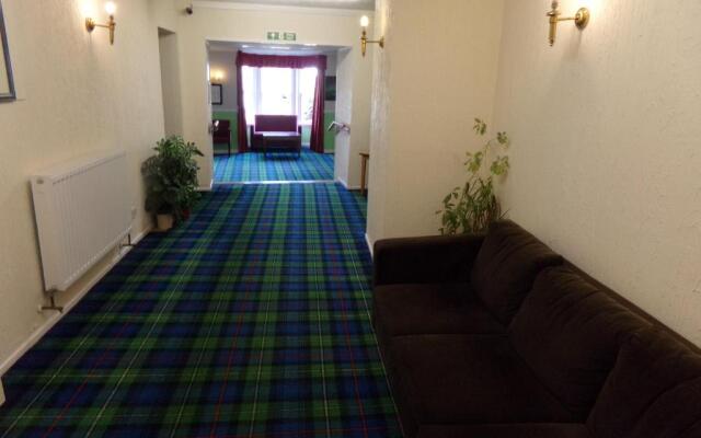 Caledonian Hotel