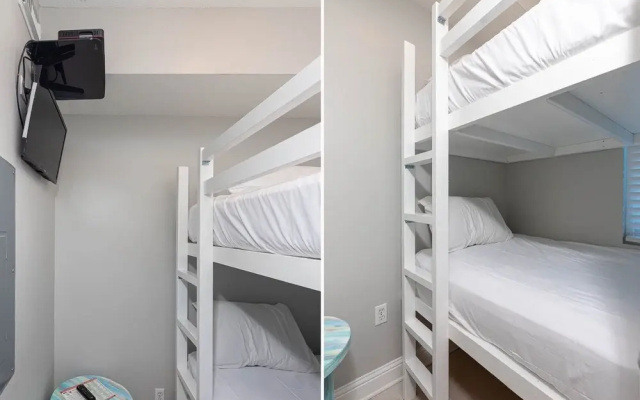 Lighthouse 711 2 Bedroom Condo, Gulf Shores