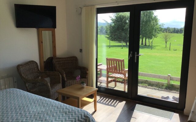 Whitemoss Lodge