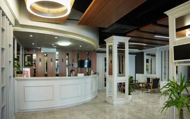 Enerji Hotel