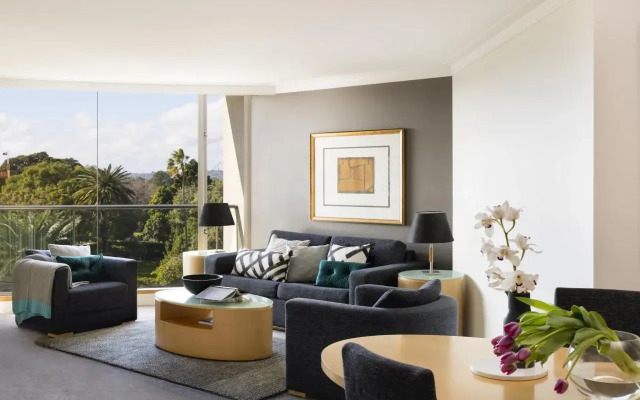 Pullman Quay Grand Sydney Harbour