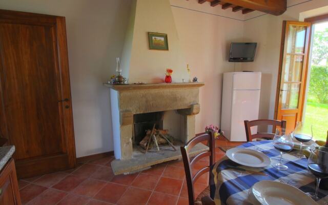 Farmhouse With Swimming Pool in Cortona