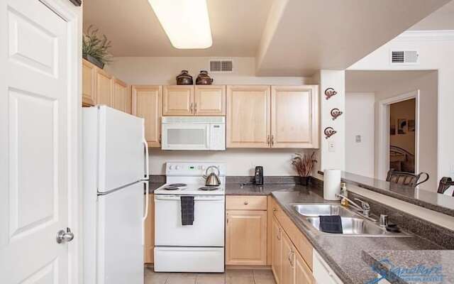 Grayhawk Condo By Signature Vacation Rentals