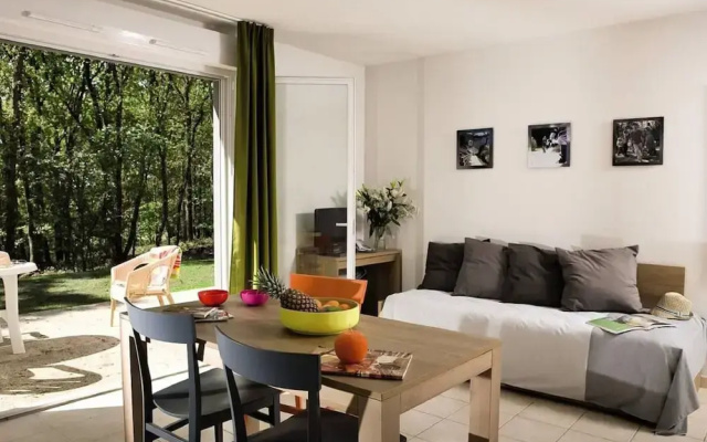 Beautiful Holiday Home With Linen Package