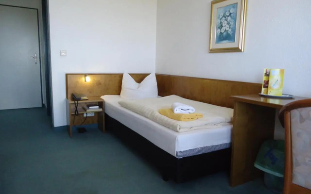 GreenLine Hotel Hellfeld