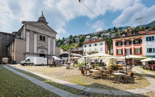 Art Apartment in Locarno