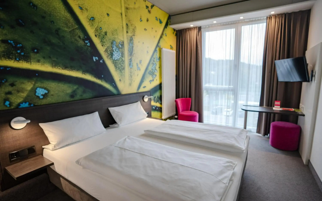 Qubixx Stadtmitte Hotel