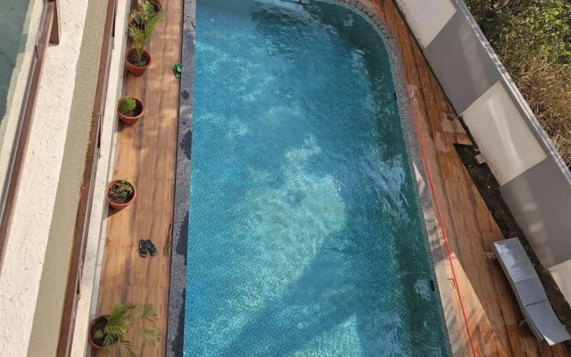 Shrikar Resort