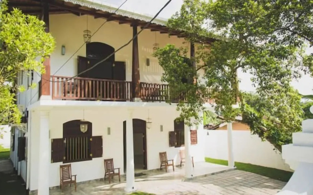 Villa Frangipani