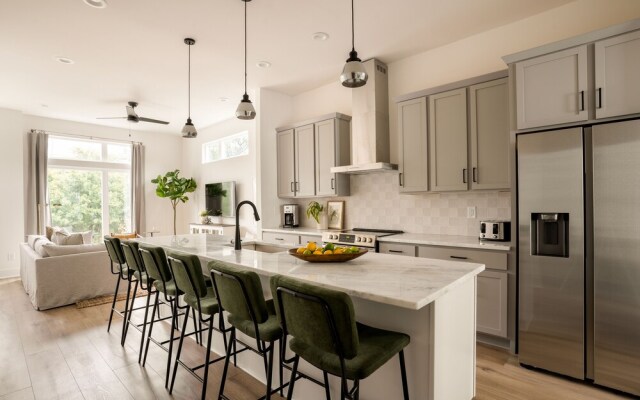 The Jefferson by AvantStay