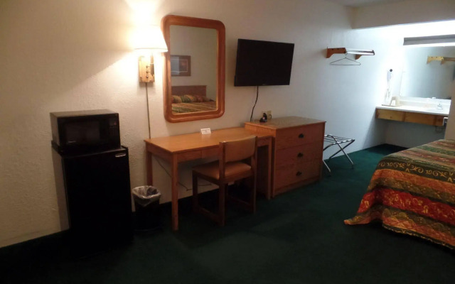 Dakota Country Inn & Suites