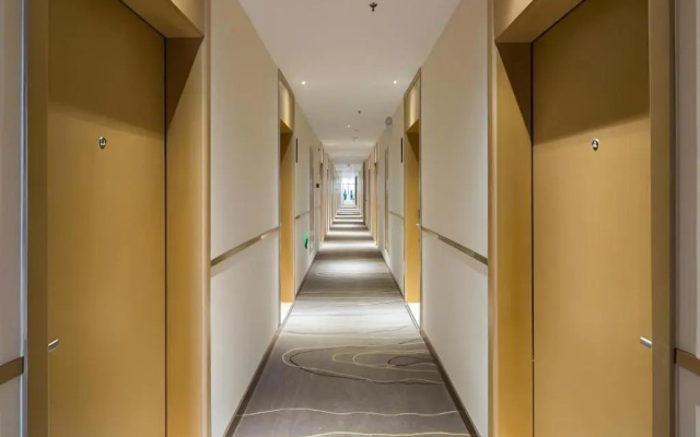 City Comfort Inn (Changsha High-Speed Railway Station West Square)