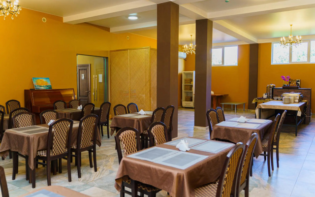 Aschamta hotel (Ashamta)