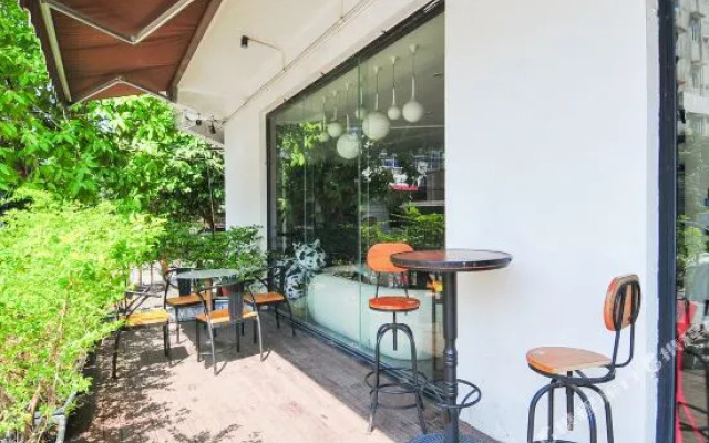 Haiheju Hotel (Beihai Beibuwan Square Old Street)