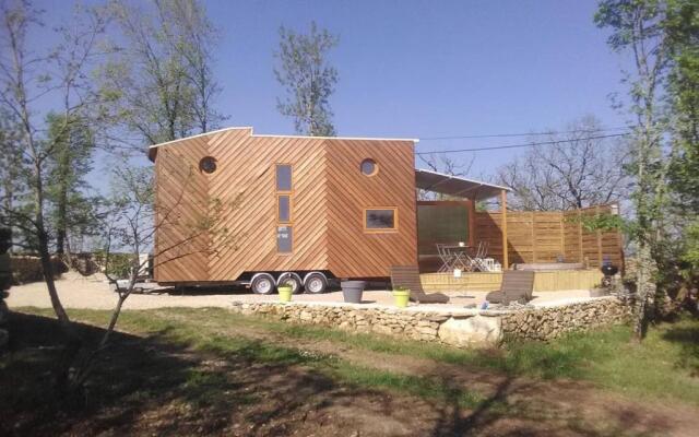 Tiny House & Spa