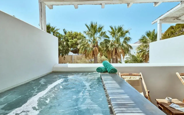 Meltemi Excelsior Suites and Spa