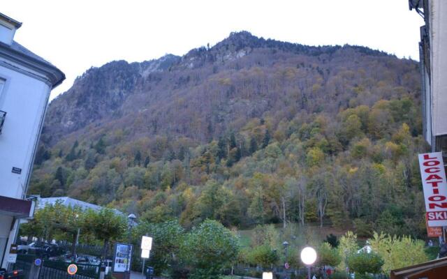 Petit studio dans immeuble de caractère