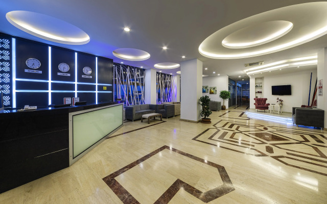 Kayamaris Hotel