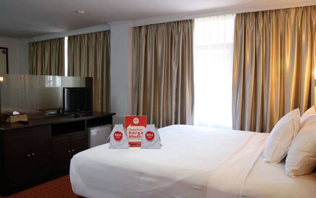 NIDA Rooms Ratulangi 17 Trans Studio