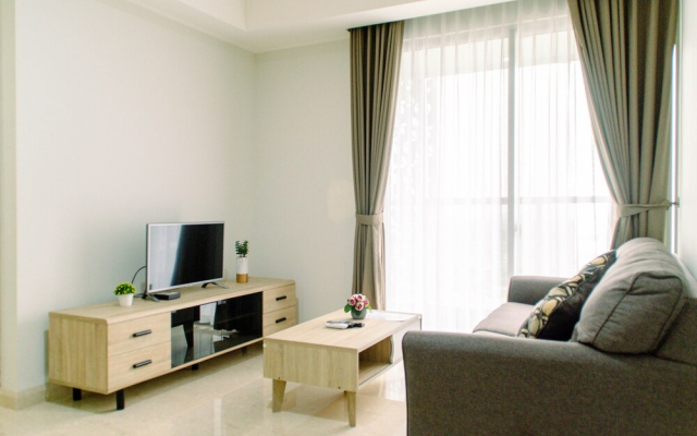 Comfort And Spacious 2Br At Gold Coast Apartment